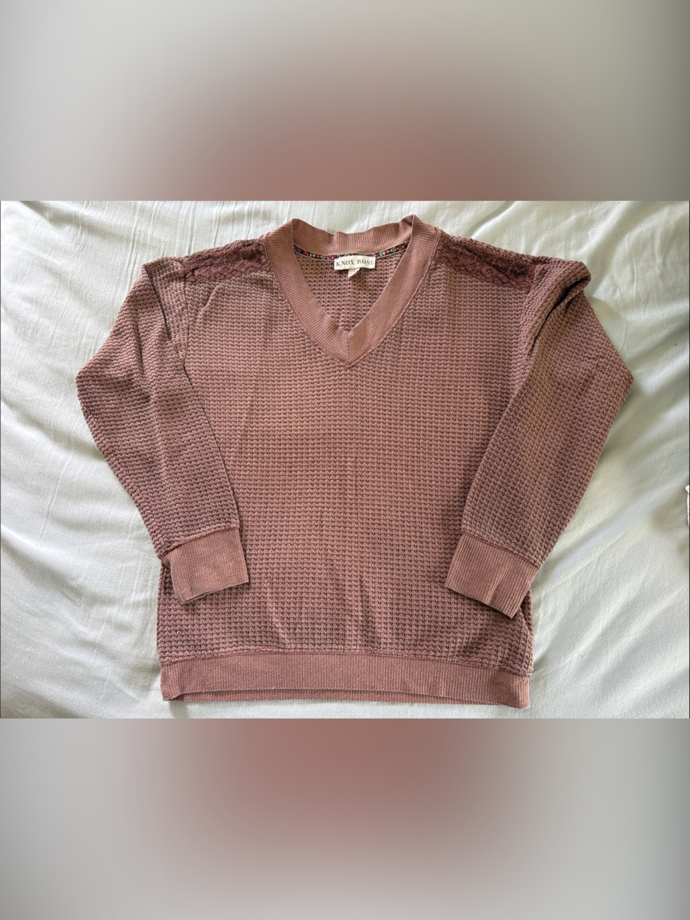 Knox Rose Waffle V-Neck Sweater in Dusty Mauve